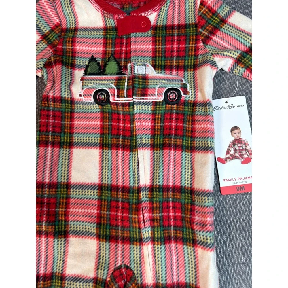 Eddie Bauer Footed Sleeper Kids 9M Family Pajama Red Plaid Fleece NEW